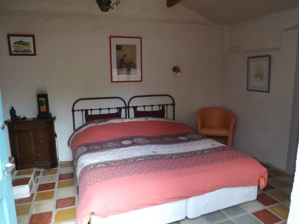 Chambre D'Hotes Oeuil De Bouc Madiran Exterior photo